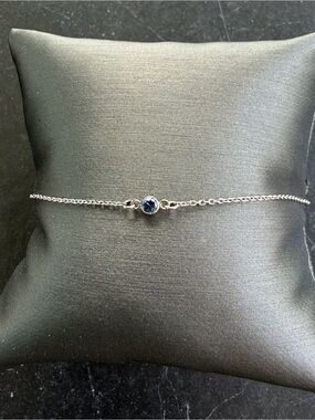 14kt White Gold Bracelet with sapphire Gemstone